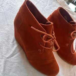 Toms Rust Wedge Ankle Boots